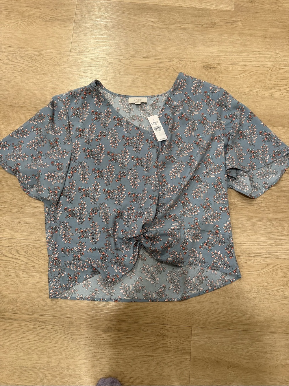 LOFT Floral Short Sleeve Blouse in Blue Size Small NWT